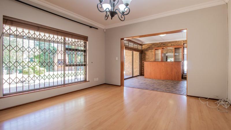 4 Bedroom Property for Sale in Kenridge Western Cape
